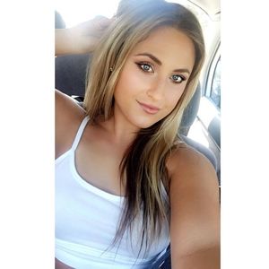 Meet your Posher, Amanda